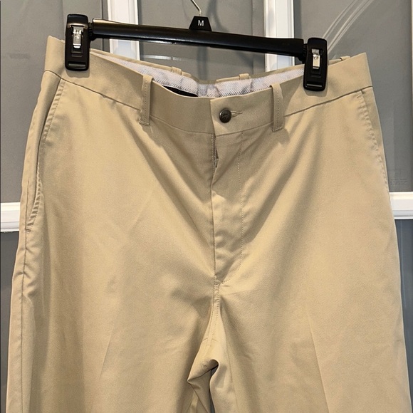 Callaway Men's Khaki Pants, Size 32x30 - Picture 3 of 8